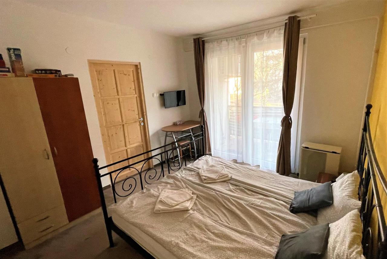 Évi Apartman Eger Kültér fotó