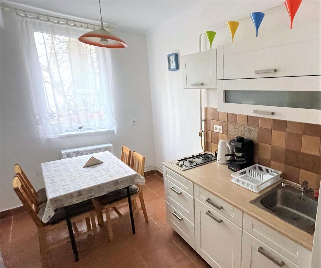 Évi Apartman Apartman Eger Kültér fotó