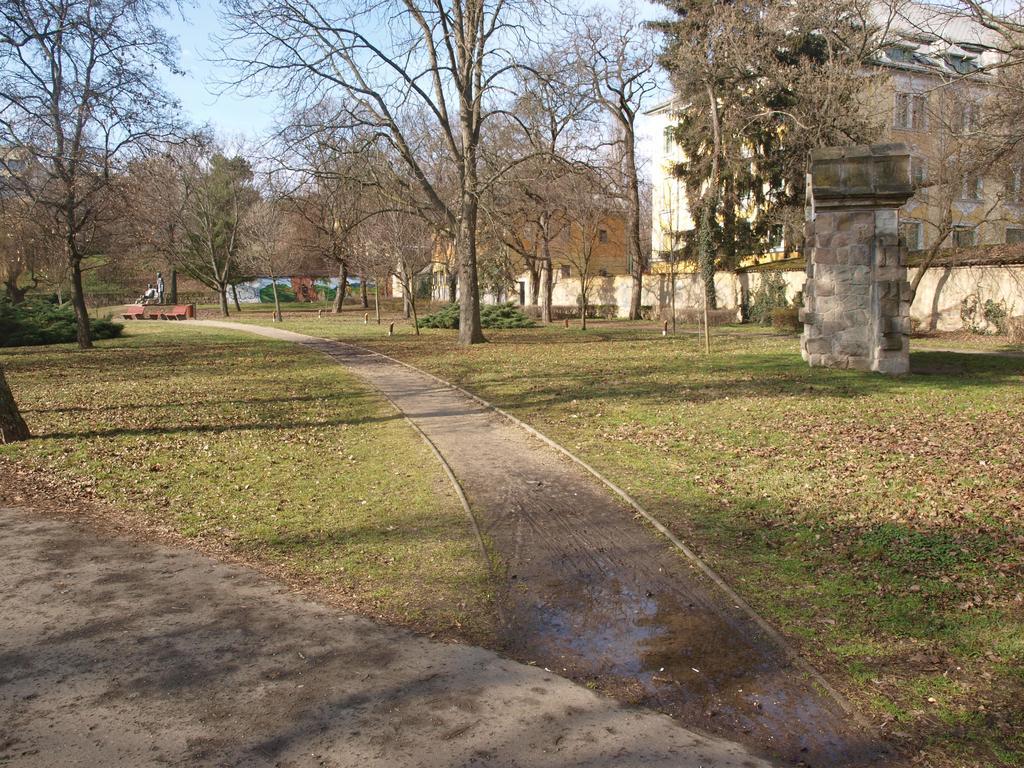 Évi Apartman Eger Kültér fotó