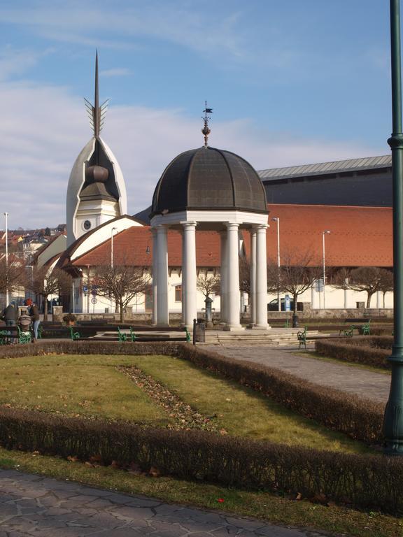 Évi Apartman Eger Kültér fotó